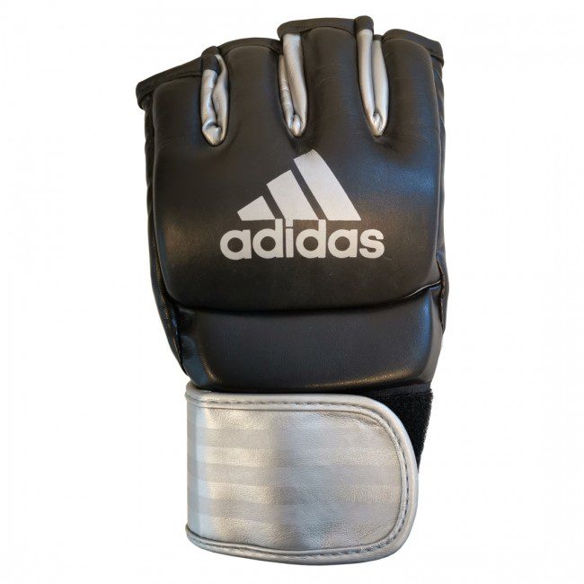 adidas Ultimate MMA Handschoenen (Zwart/Zilver) - Maat M - B-Stock adidas Ultimate MMA Handschoenen (Zwart/Zilver) - Maat M - B-Stock