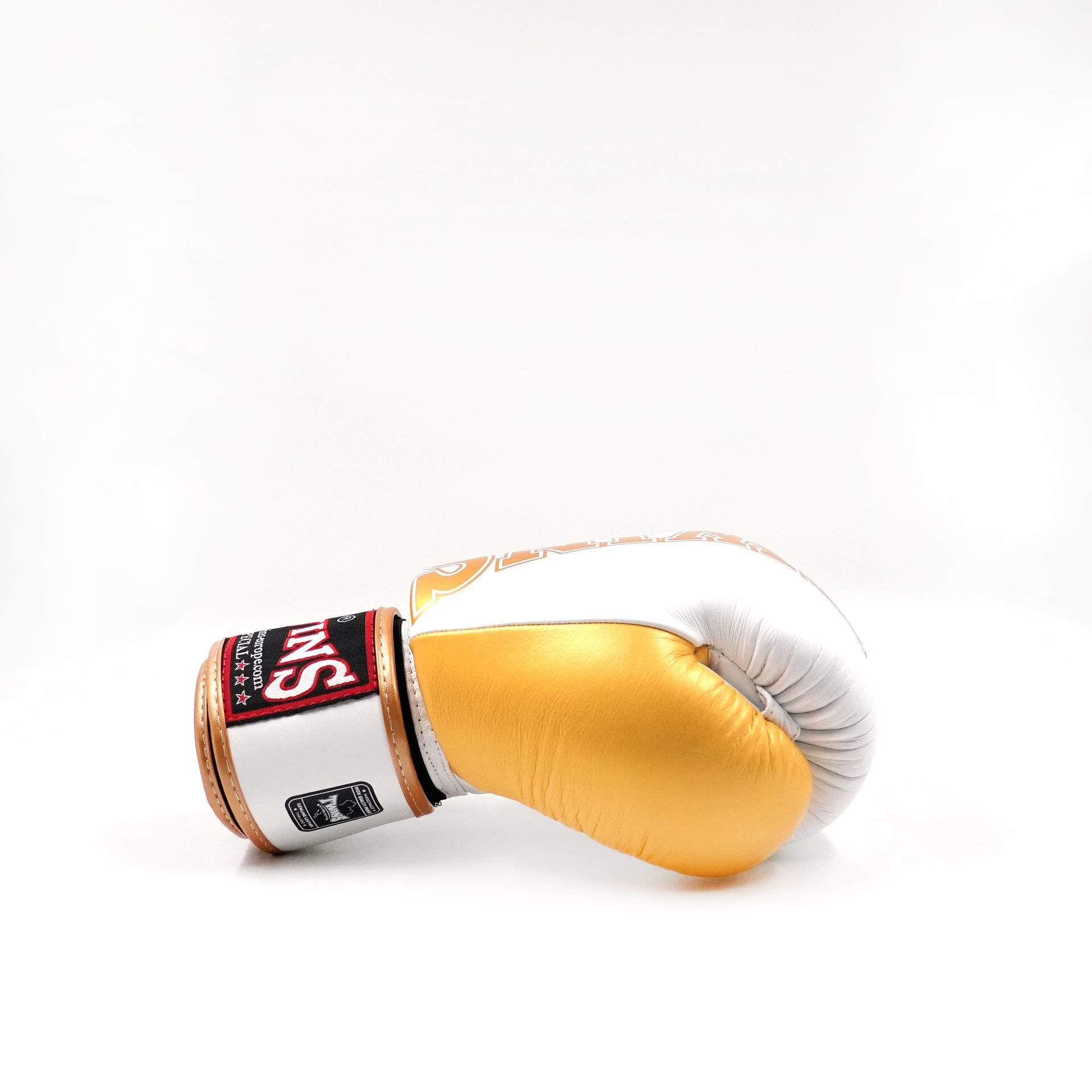 Twins Special Kickbokshandschoenen BGVL 8 White (BGVL-8-WHITE) Twins Special Kickbokshandschoenen BGVL 8 White (BGVL-8-WHITE)