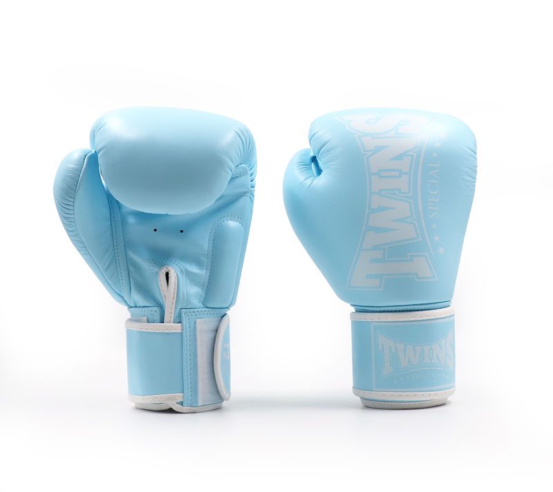Twins BGVL4 Kickbokshandschoenen Pastel (BGVL4 SKY BLUE) Twins BGVL4 Kickbokshandschoenen Pastel (BGVL4 SKY BLUE)