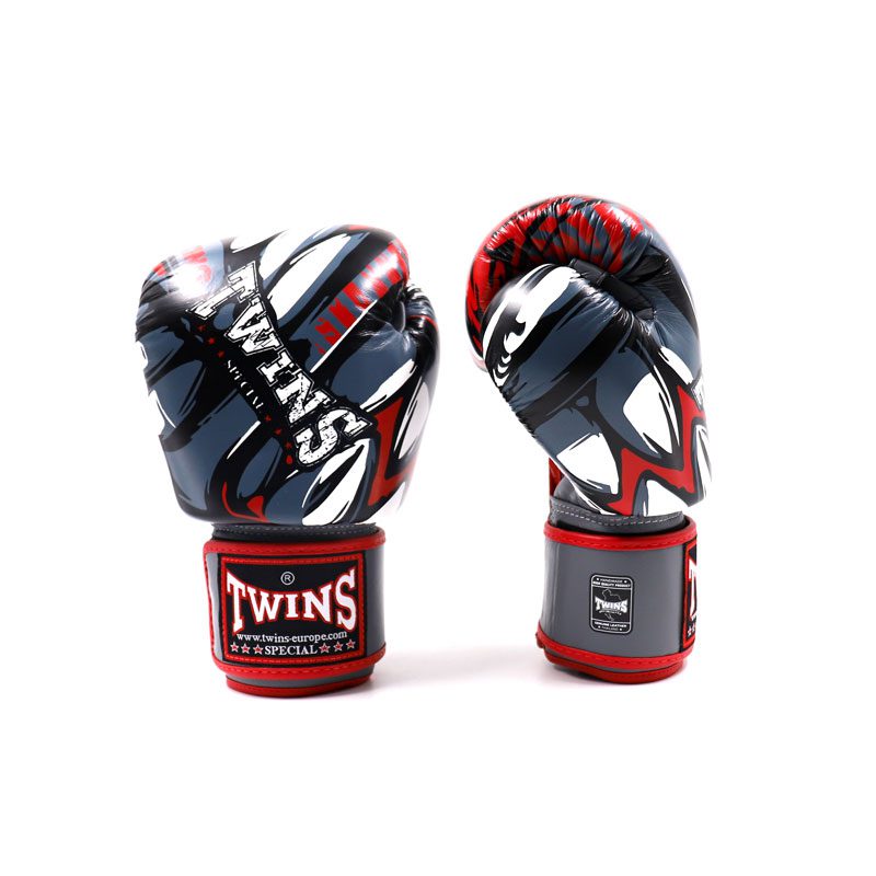 Twins BGVL3 Kickbokshandschoenen Fantasy Series (FBGVL-3-DEMON) Twins BGVL3 Kickbokshandschoenen Fantasy Series (FBGVL-3-DEMON)