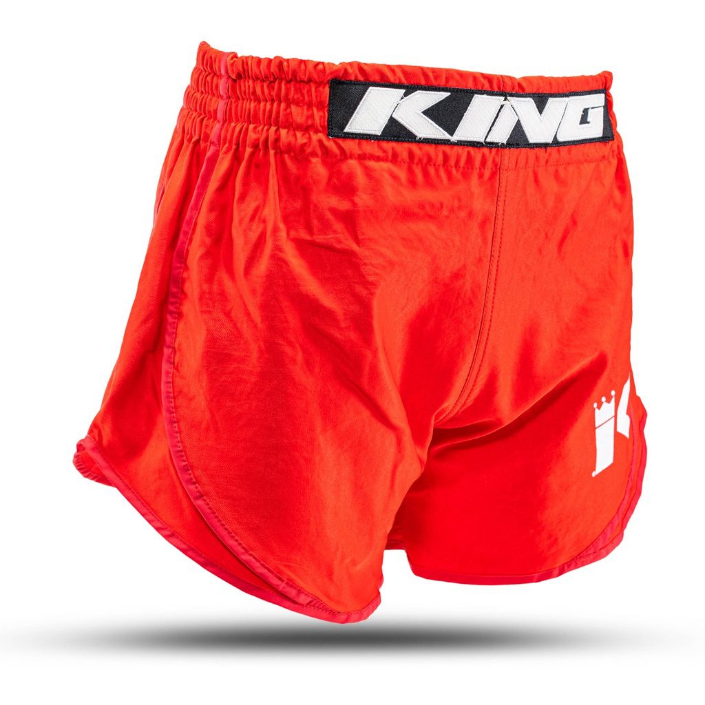 King Pro Boxing Kickboksbroekje Classic Rood (KPB CLASSIC RED) King Pro Boxing Kickboksbroekje Classic Rood (KPB CLASSIC RED)