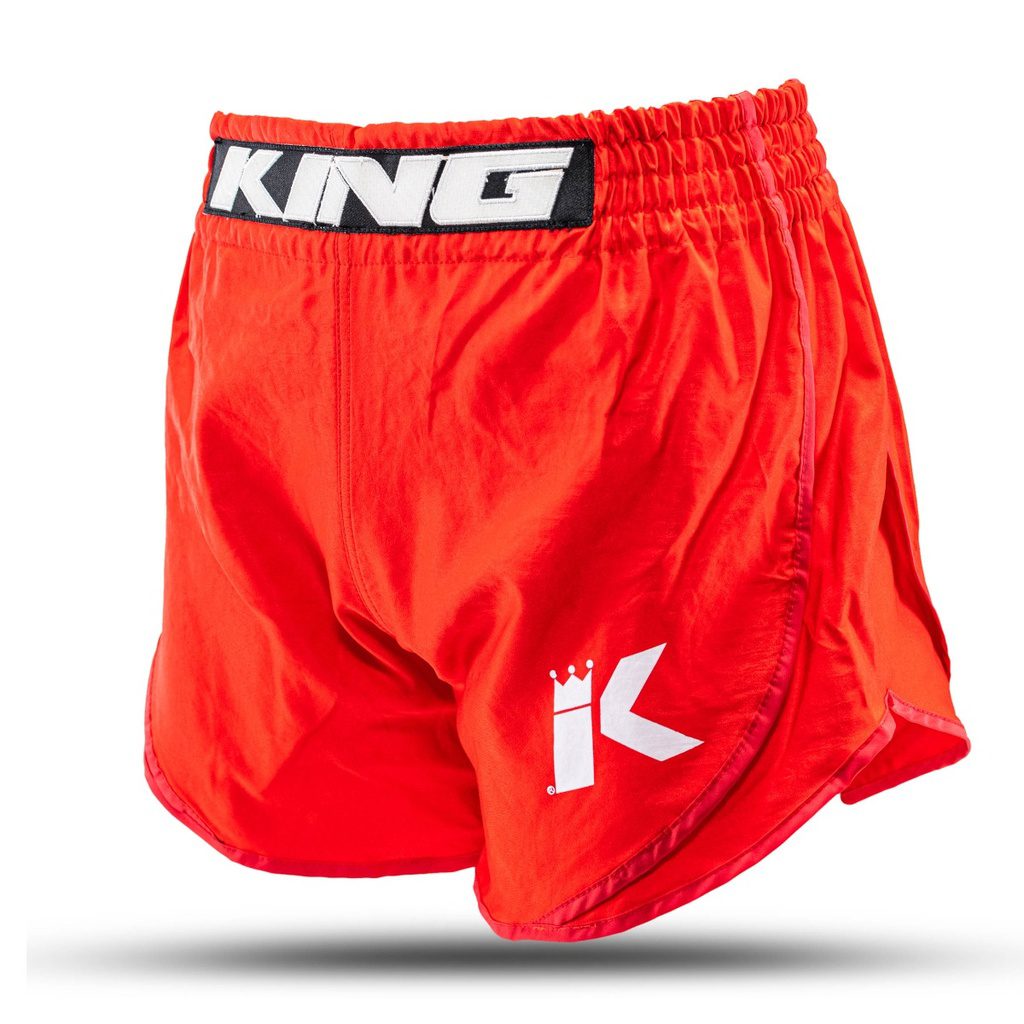 King Pro Boxing Kickboksbroekje Classic Rood (KPB CLASSIC RED) King Pro Boxing Kickboksbroekje Classic Rood (KPB CLASSIC RED)