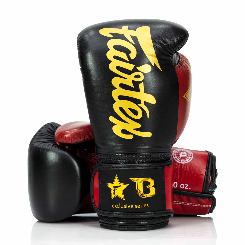Fairtex Booster Bokshandschoenen (FXB BG V2 BK RD GD) Fairtex Booster Bokshandschoenen (FXB BG V2 BK RD GD)