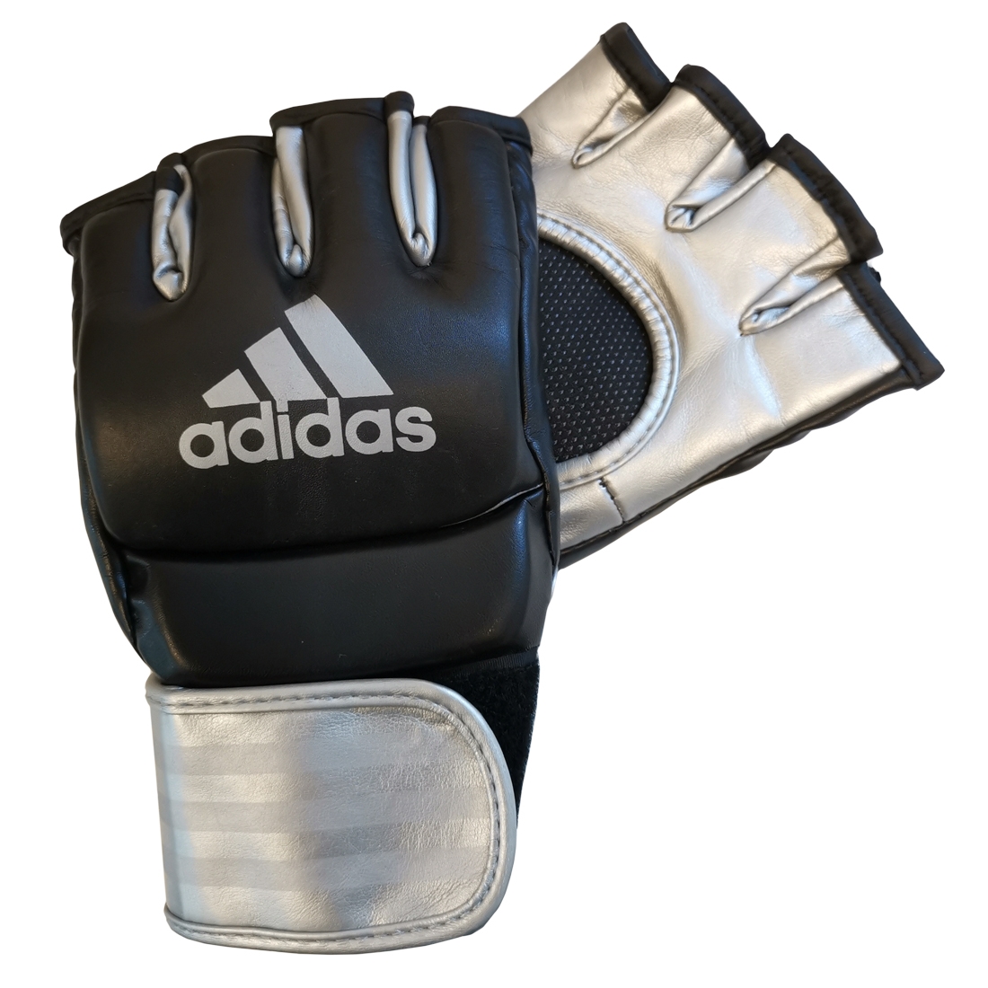 adidas Ultimate MMA Handschoenen (Zwart/Zilver) - Maat M - B-Stock