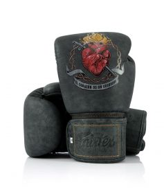 Fairtex (kick)bokshandschoenen The Heart Of Warrior Premium 10 oz - Bokshandschoenen