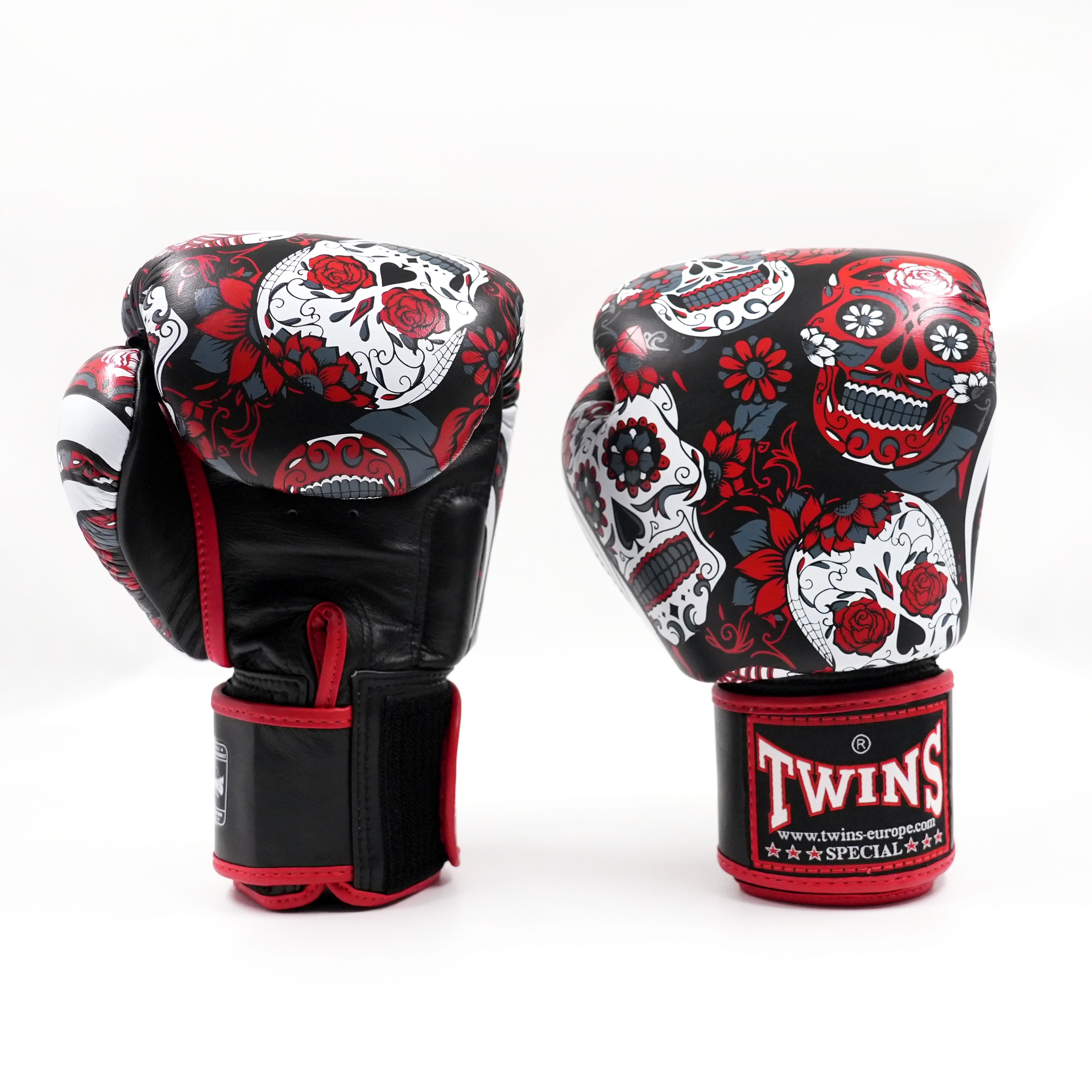 Twins BGVL3 Kickbokshandschoenen Skull Red (FBGVL-3-SKULL-RED)