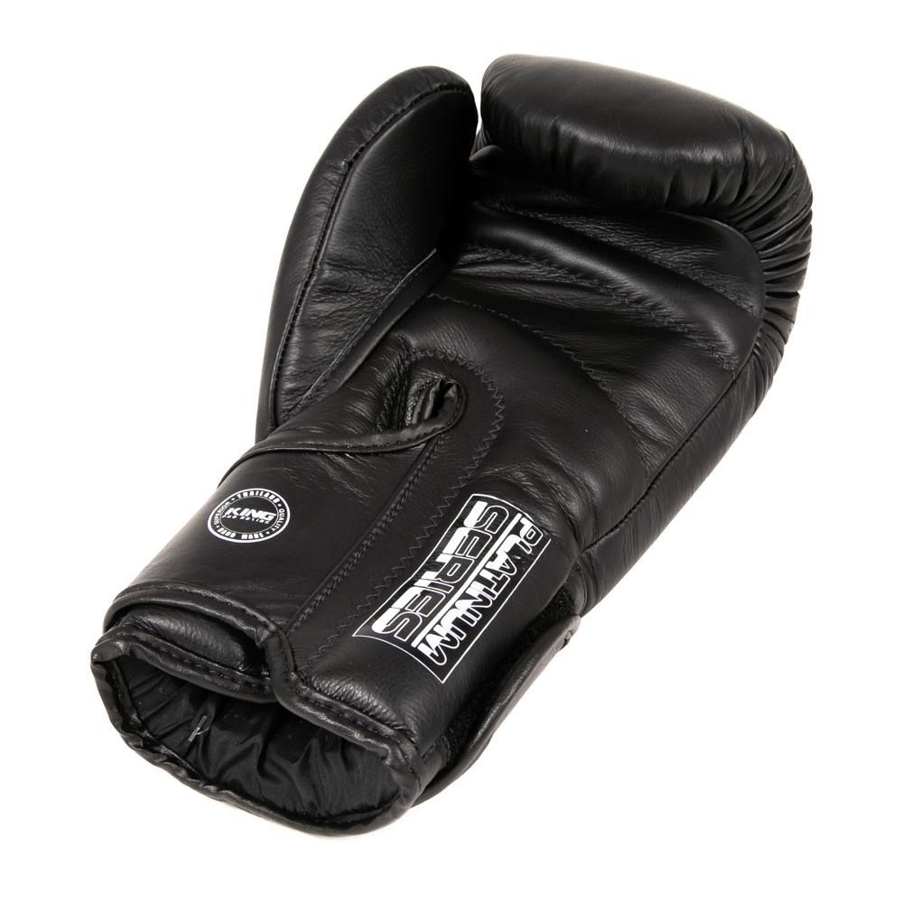 King Pro Boxing Kickbokshandschoenen Platinum (KPB-BG-PLATINUM-7) King Pro Boxing Kickbokshandschoenen Platinum (KPB-BG-PLATINUM-7)