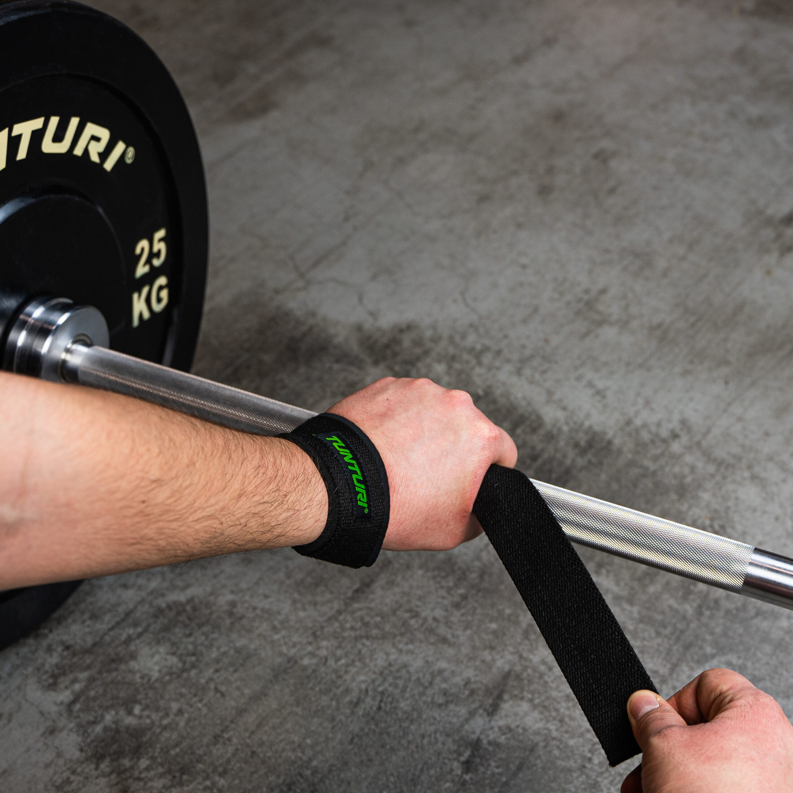 Tunturi Fitnessriem - Padded Power Lifting Straps - Zwart Tunturi Fitnessriem - Padded Power Lifting Straps - Zwart