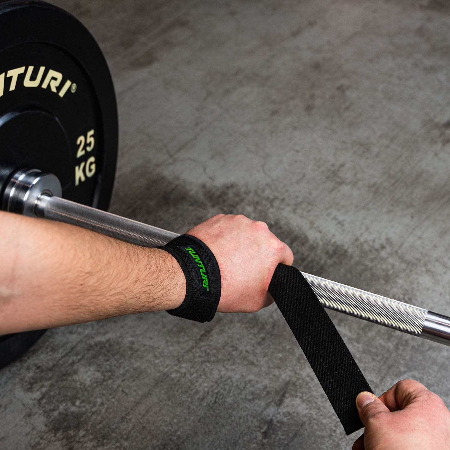 Tunturi Fitnessriem - Padded Power Lifting Straps - Zwart Tunturi Fitnessriem - Padded Power Lifting Straps - Zwart