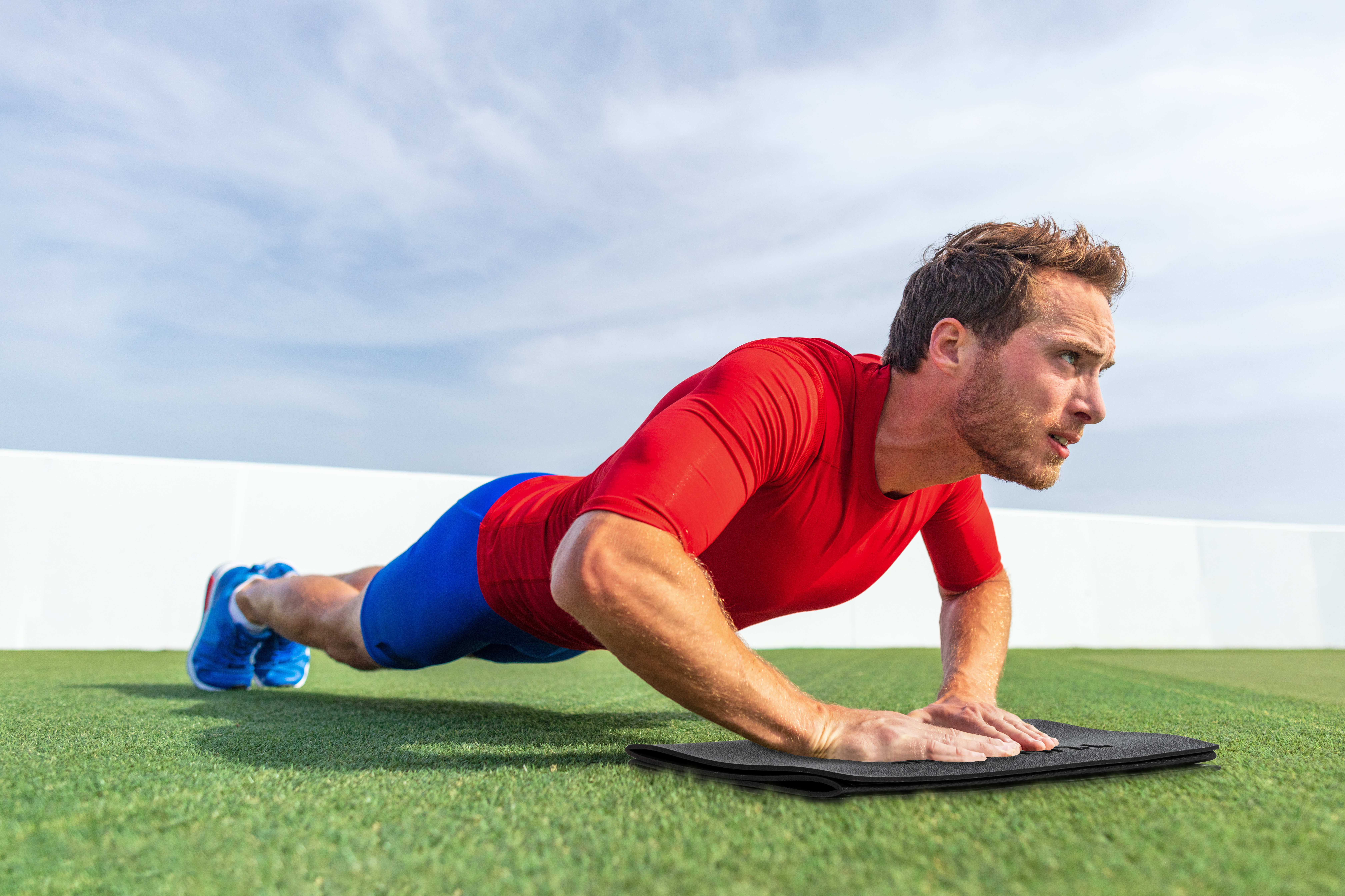 Tunturi Fitnessmat - Outdoor Fitness Mat 6 mm 120 x 61 cm - Zwart Tunturi Fitnessmat - Outdoor Fitness Mat 6 mm 120 x 61 cm - Zwart