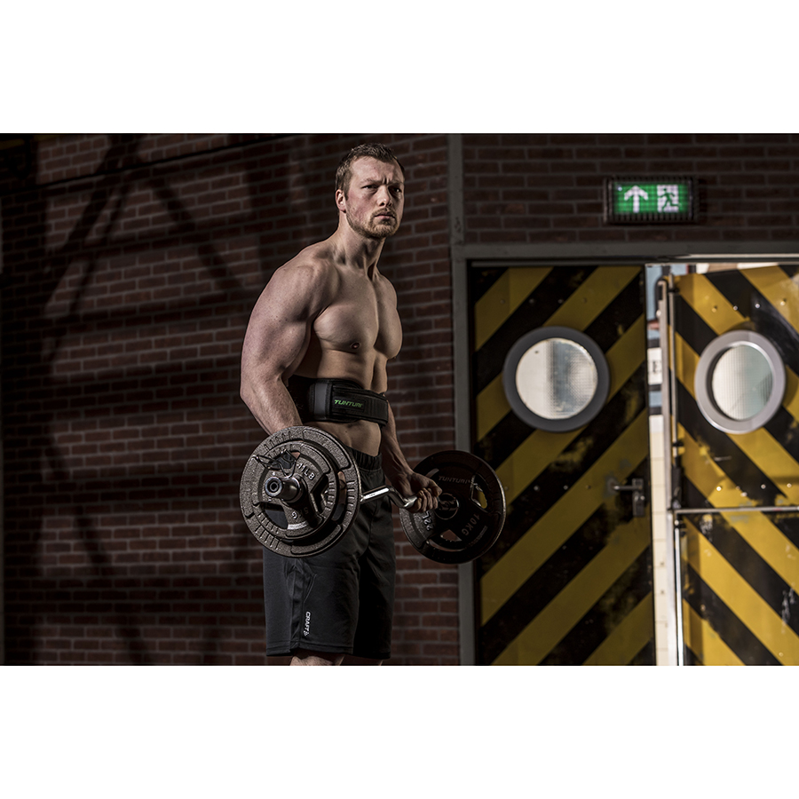 Tunturi Fitnessriem - EVA Weightlifting Belt Medium 105 cm - Zwart Tunturi Fitnessriem - EVA Weightlifting Belt Medium 105 cm - Zwart