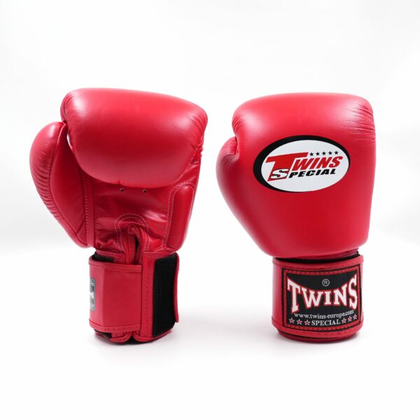 Twins Special BGVL 3 Kickbokshandschoenen (BGVL 3 RED) Twins Special BGVL 3 Kickbokshandschoenen (BGVL 3 RED)