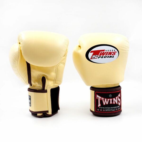 Twins Special BGVL 3 Kickbokshandschoenen (BGVL 3 VANILA) Twins Special BGVL 3 Kickbokshandschoenen (BGVL 3 VANILA)