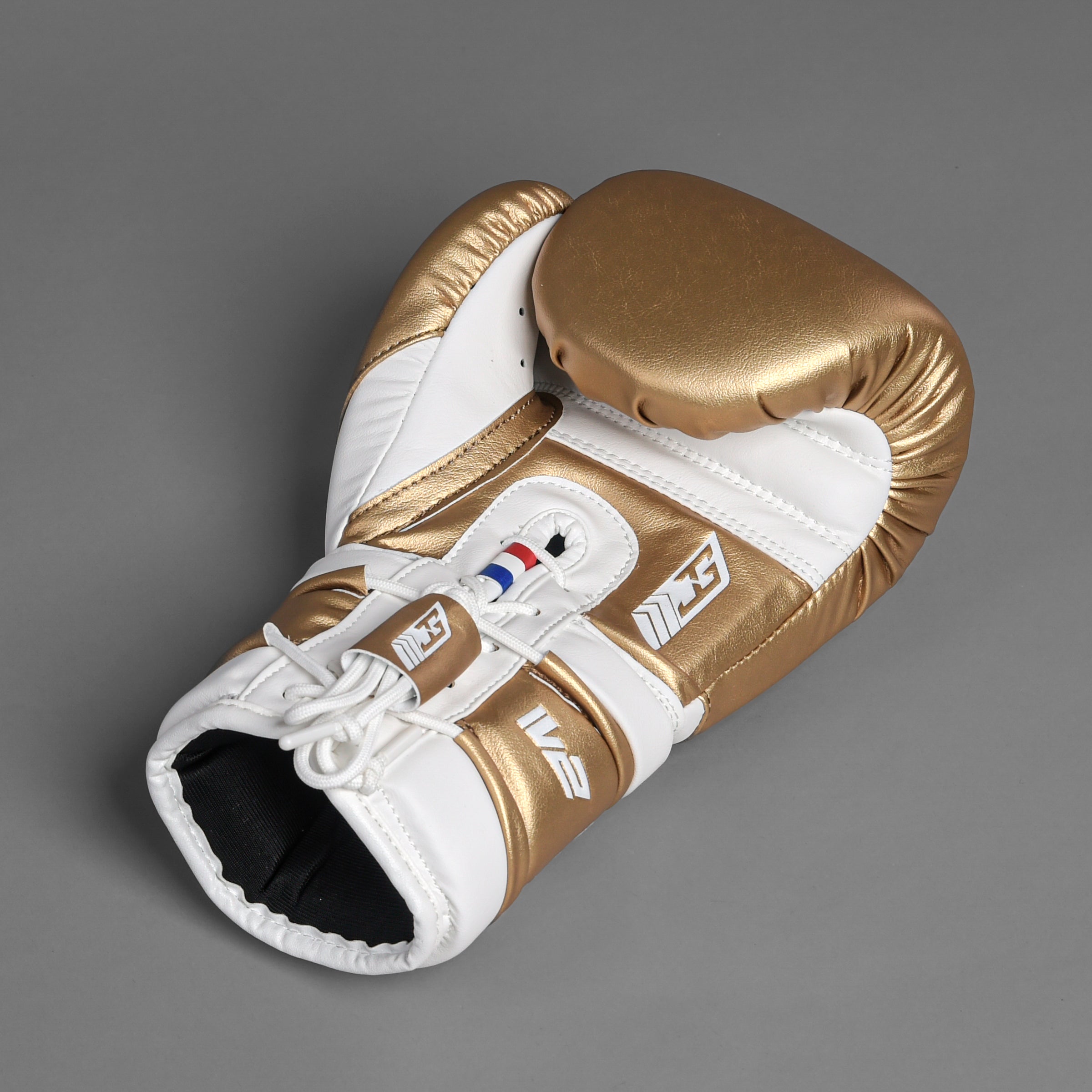 Joya Performance V2 Veters Bokshandschoenen Wit Goud Joya Performance V2 Veters Bokshandschoenen Wit Goud