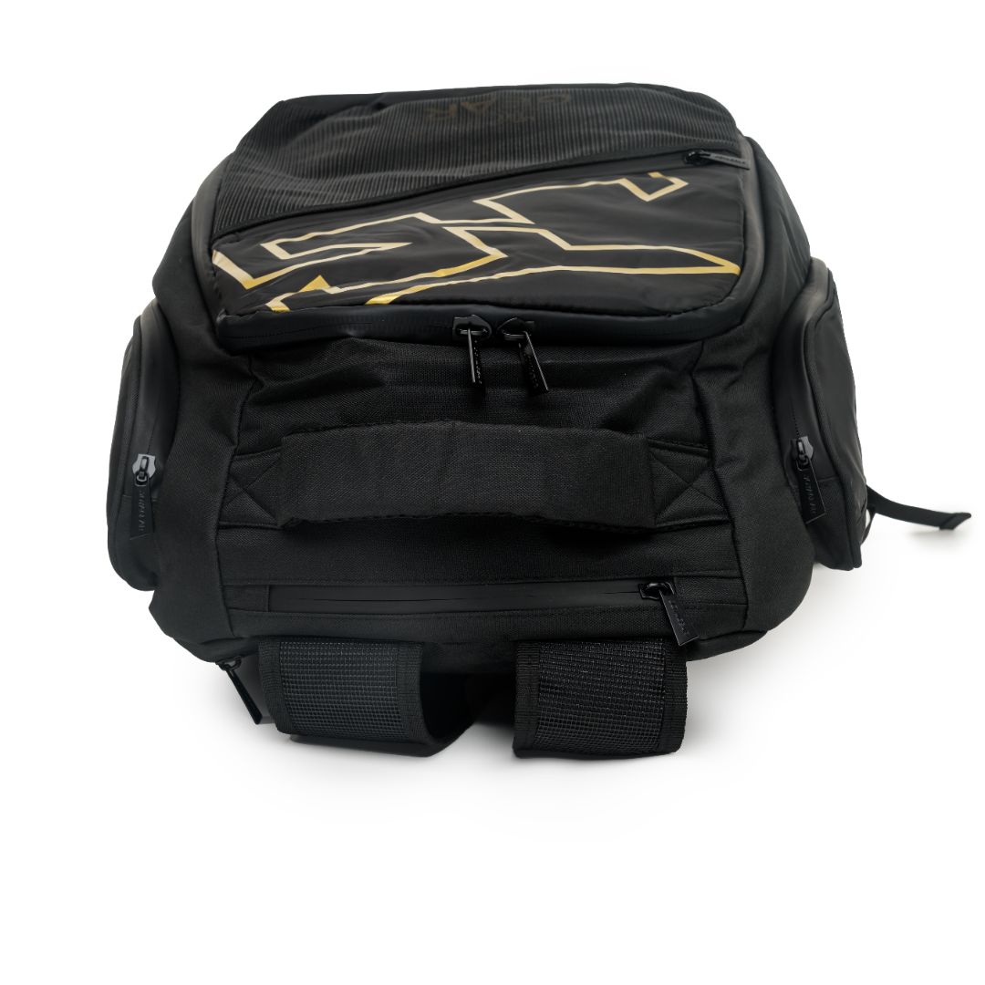 Joya Strike Rugzak Zwart Goud 55x45x30 cm Joya Strike Rugzak Zwart Goud 55x45x30 cm