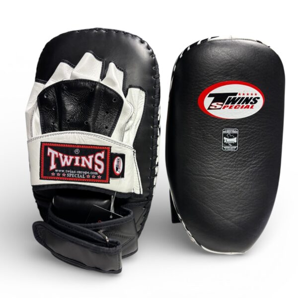 Twins Special Hybrid Mitts Kick Pad (PML 23 BLACK WHITE) Twins Special Hybrid Mitts Kick Pad (PML 23 BLACK WHITE)