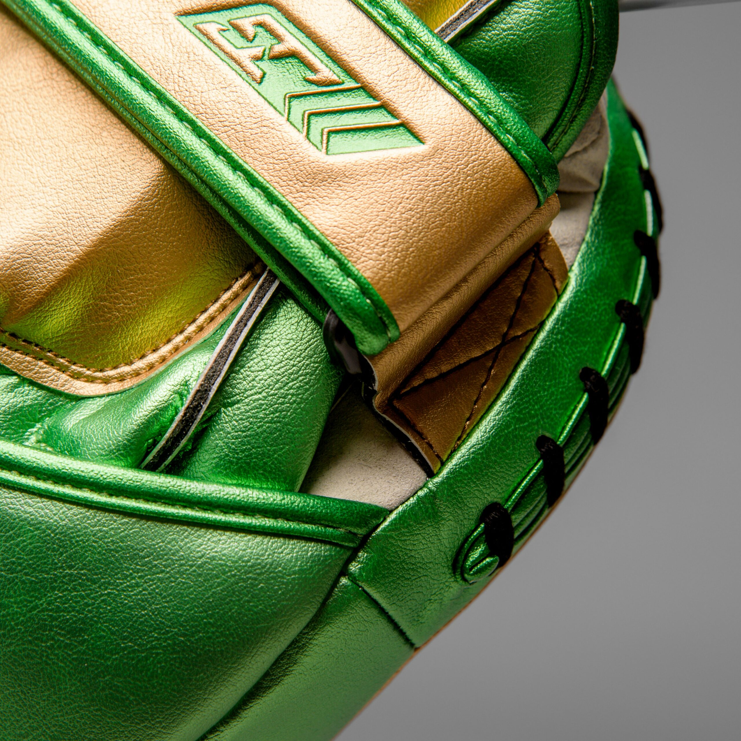 Joya Performance CM100 Handpads Groen Goud Joya Performance CM100 Handpads Groen Goud