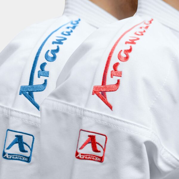 Arawaza Karatepak - Black Diamond WKF Combo kit - Rood / Blauw (RKBDPLCKWKF) Arawaza Karatepak - Black Diamond WKF Combo kit - Rood / Blauw (RKBDPLCKWKF)