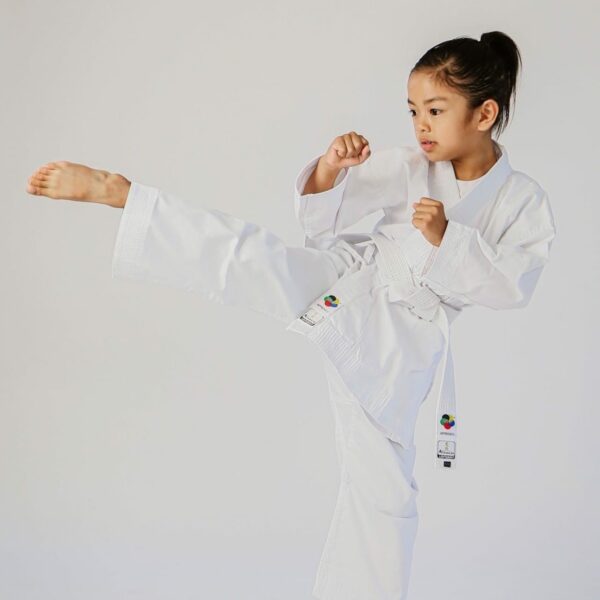 Arawaza Karatepak - Lightweight karatepak SL voor beginners WKF - Wit (RKLWSLWKF) Arawaza Karatepak - Lightweight karatepak SL voor beginners WKF - Wit (RKLWSLWKF)