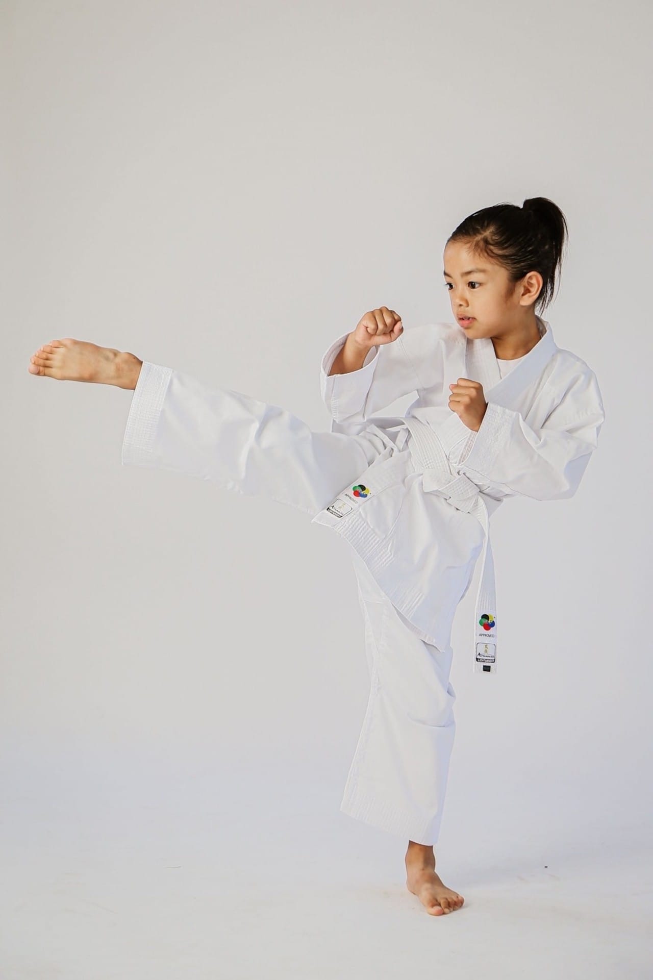 Arawaza Karatepak - Lightweight karatepak SL voor beginners WKF - Wit (RKLWSLWKF)