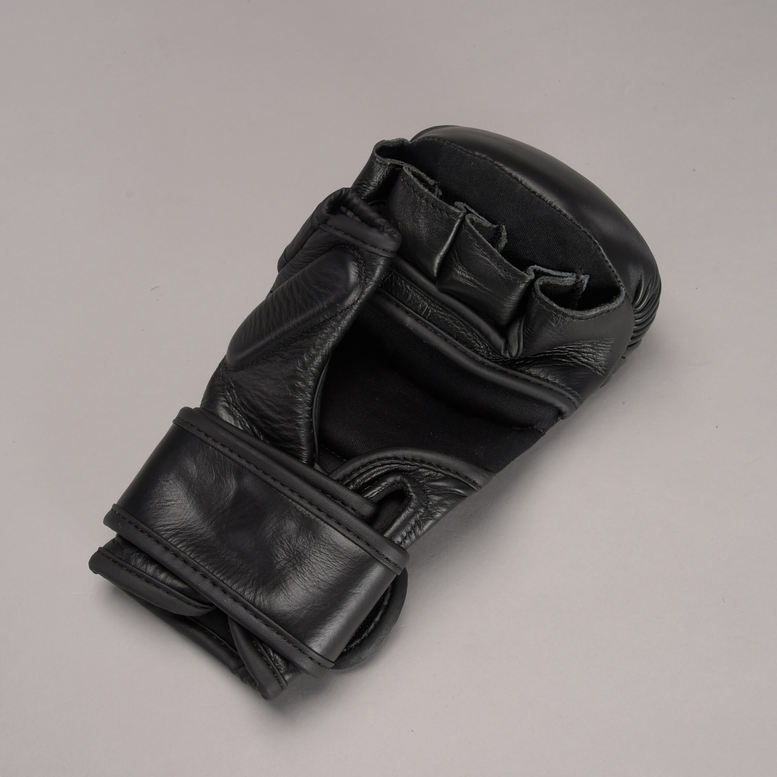 Joya Strike MMA Sparring Handschoenen Zwart Zwart Joya Strike MMA Sparring Handschoenen Zwart Zwart