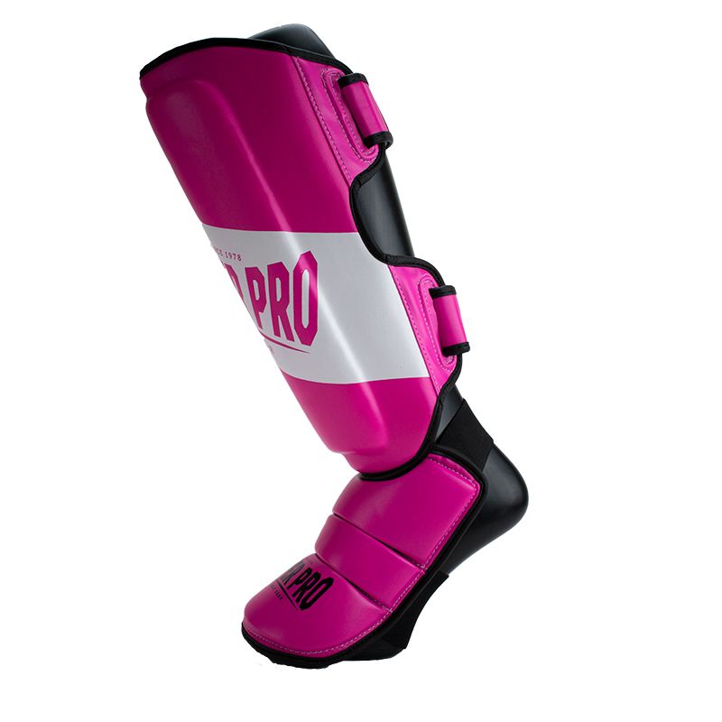 Super Pro Combat Gear Scheenbeschermer - Rebel - Roze / Zwart / Wit Super Pro Combat Gear Scheenbeschermer - Rebel - Roze / Zwart / Wit