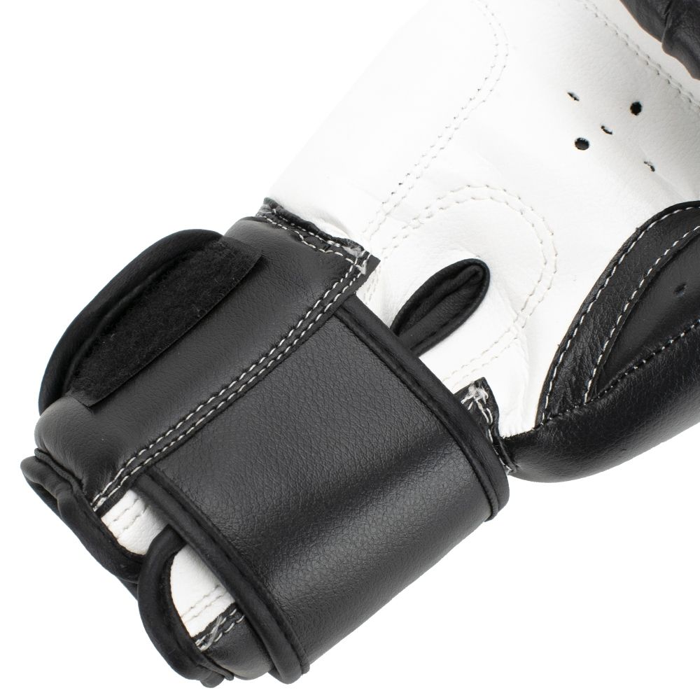Super Pro Combat Gear Bokshandschoen - Talent - Zwart / Wit Super Pro Combat Gear Bokshandschoen - Talent - Zwart / Wit