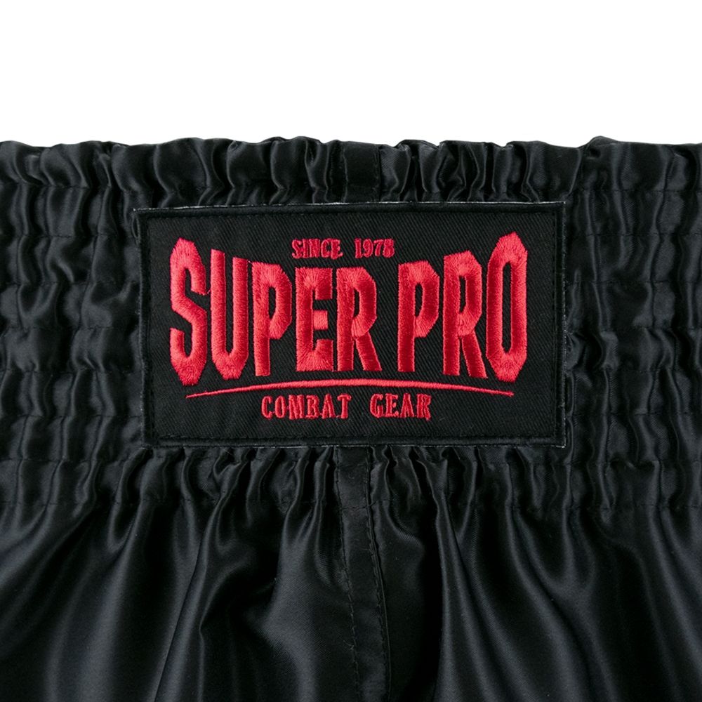Super Pro Combat Gear Kickboksbroekje - Brave - Rood / Zwart Super Pro Combat Gear Kickboksbroekje - Brave - Rood / Zwart