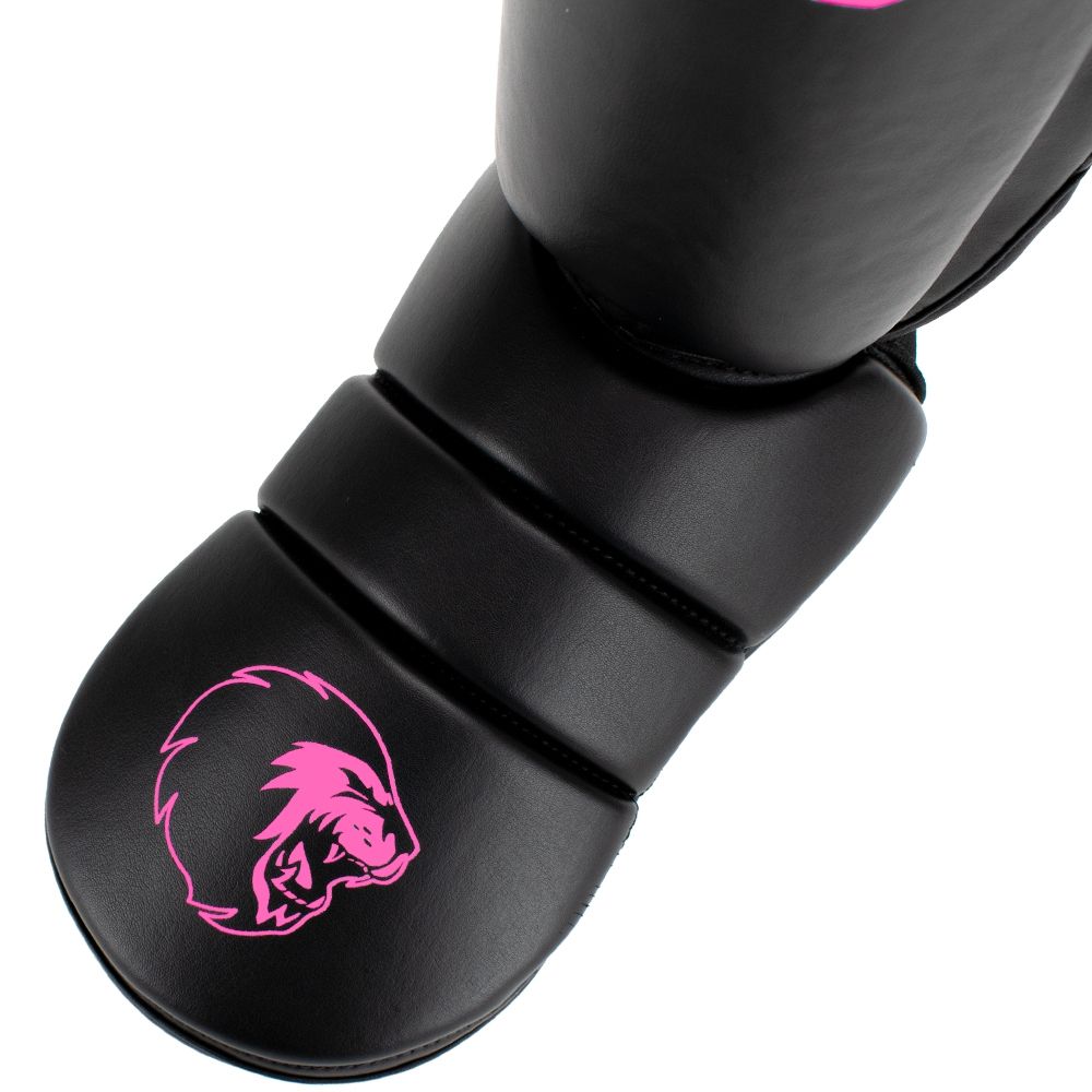 Super Pro Combat Gear Scheenbeschermer - Protector - Roze / Zwart Super Pro Combat Gear Scheenbeschermer - Protector - Roze / Zwart