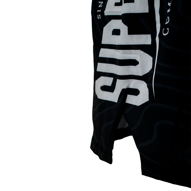 Super Pro Combat Gear MMA broekje - S - Zwart / Wit Super Pro Combat Gear MMA broekje - S - Zwart / Wit