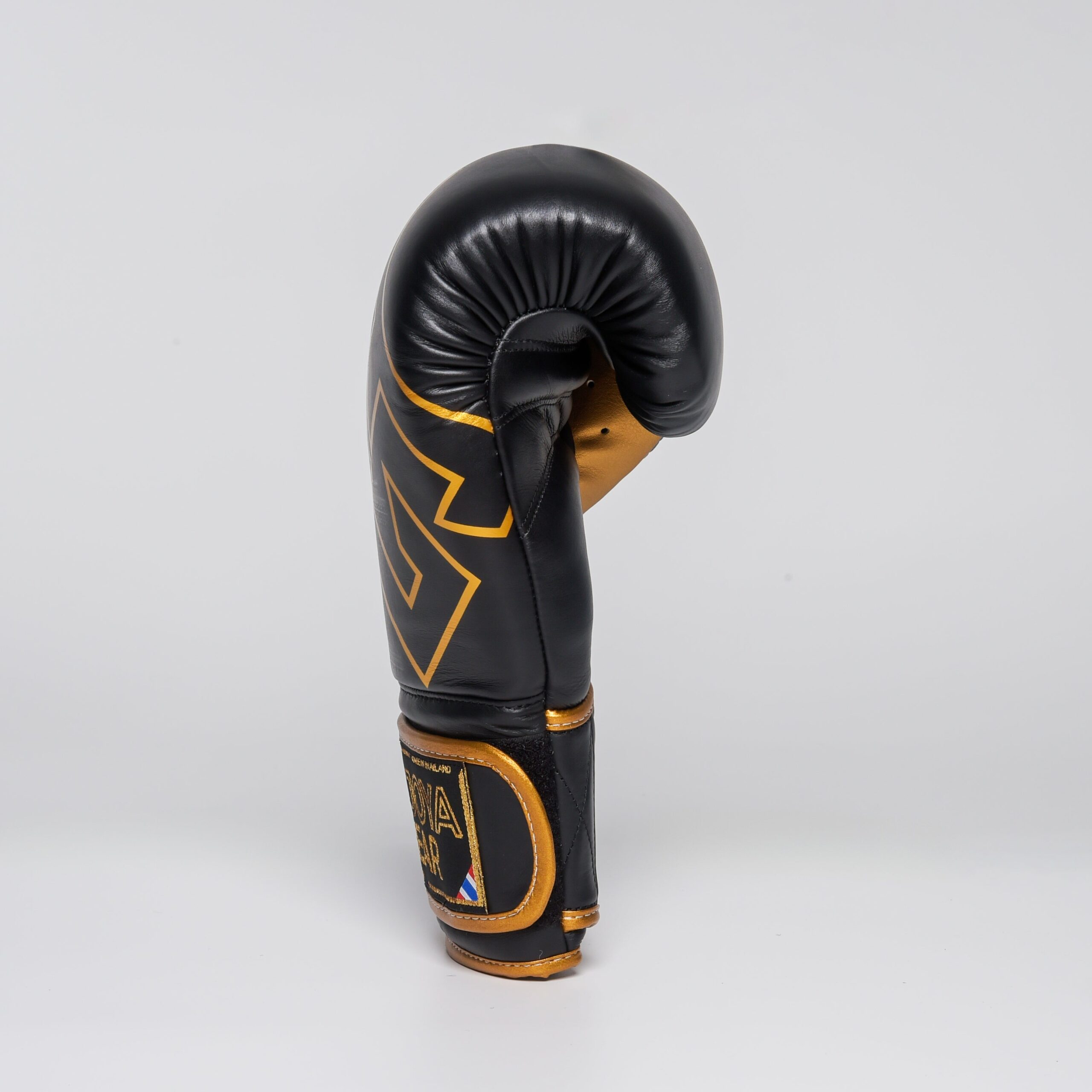 Joya Strike Kickbokshandschoenen Zwart Goud Joya Strike Kickbokshandschoenen Zwart Goud