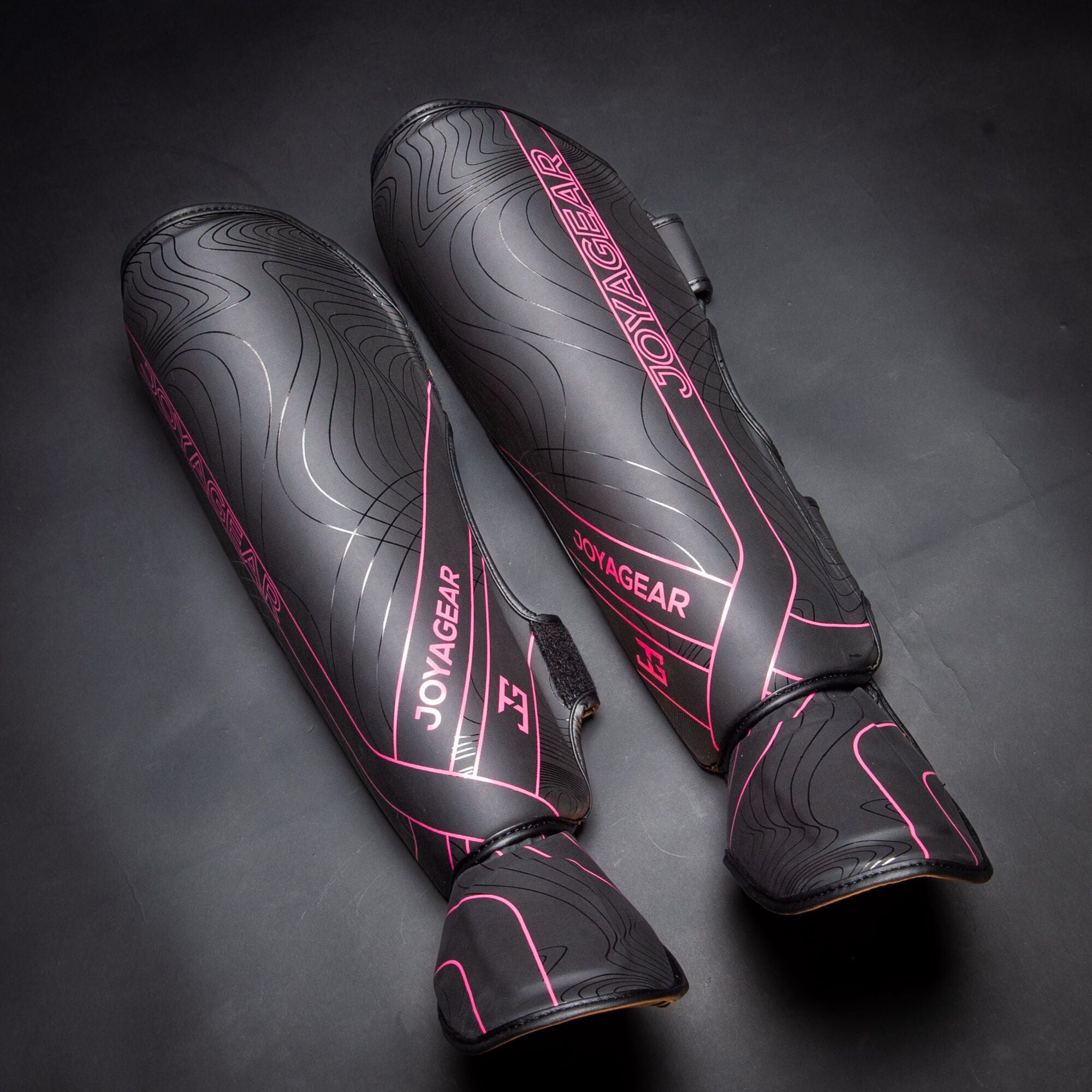 Joya Essential Scheenbeschermers Zwart Roze Joya Essential Scheenbeschermers Zwart Roze