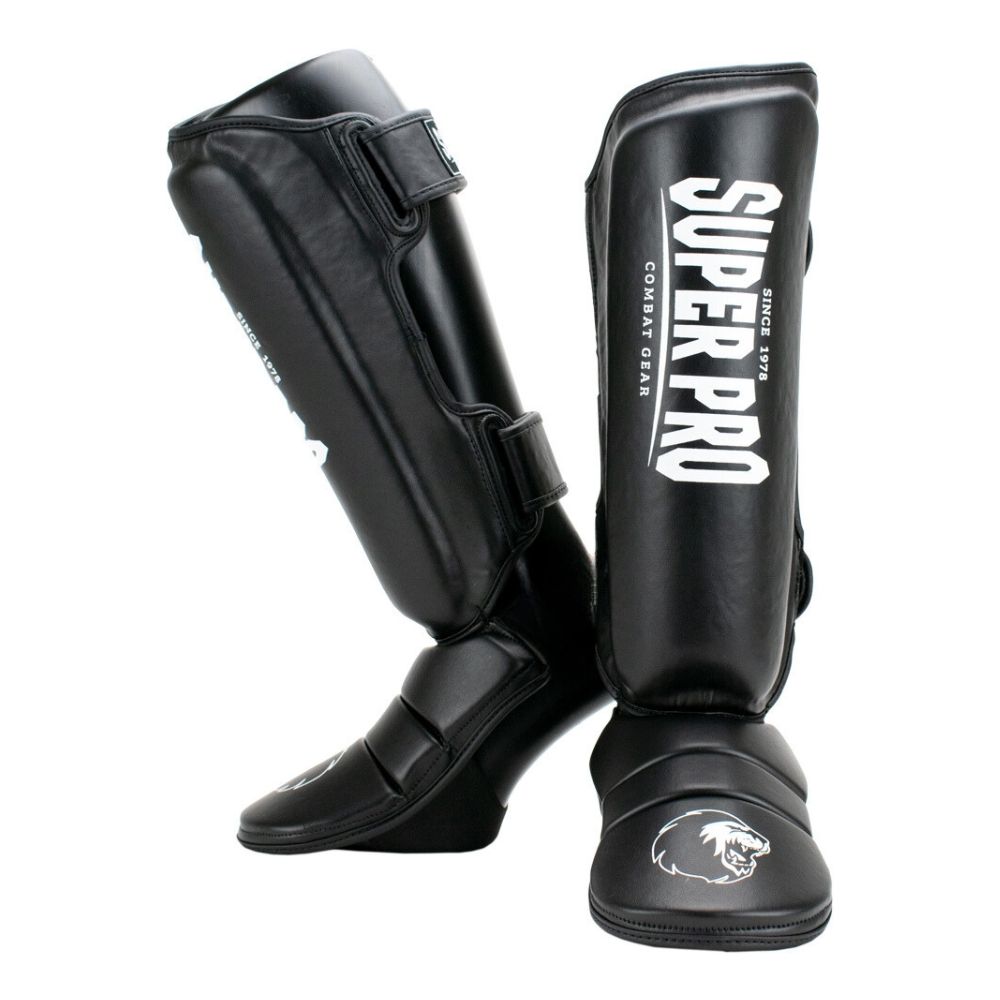 Super Pro Combat Gear Scheenbeschermer - Protector - Zwart / Wit Super Pro Combat Gear Scheenbeschermer - Protector - Zwart / Wit